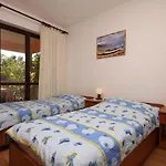 With A Parking Space - 7282 Apartamento