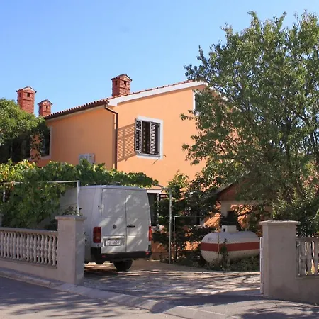 With A Parking Space - 7282 Apartamento