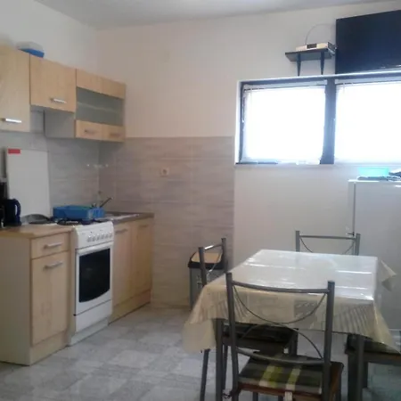 Apartments With A Parking Space Fazana - 7282 Apartment