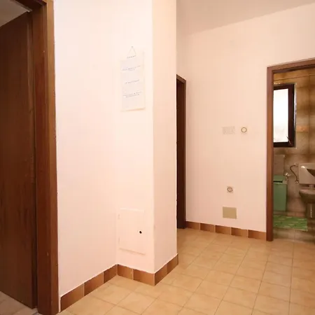 Apartments With A Parking Space Fazana - 7282 Apartment *
